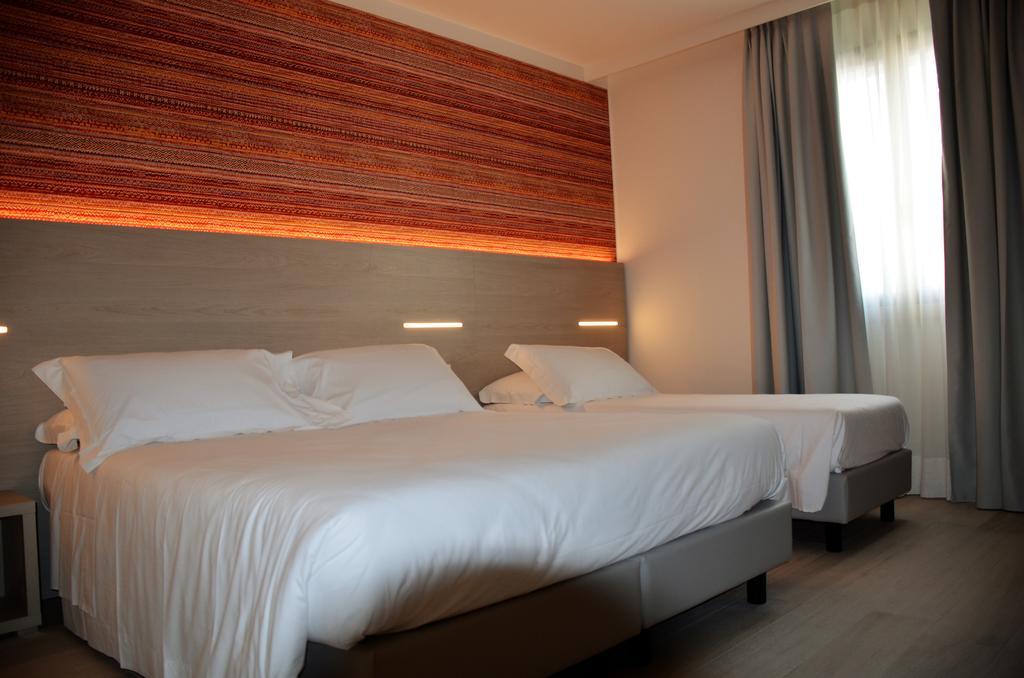 Hotel San Marco Peschiera del Garda Dış mekan fotoğraf