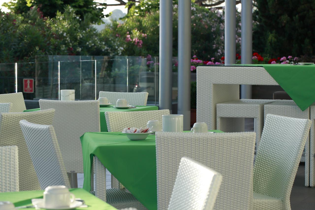 Hotel San Marco Peschiera del Garda Dış mekan fotoğraf