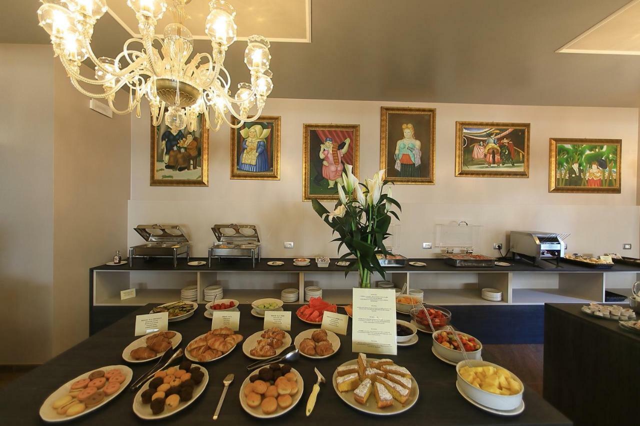 Hotel San Marco Peschiera del Garda Dış mekan fotoğraf